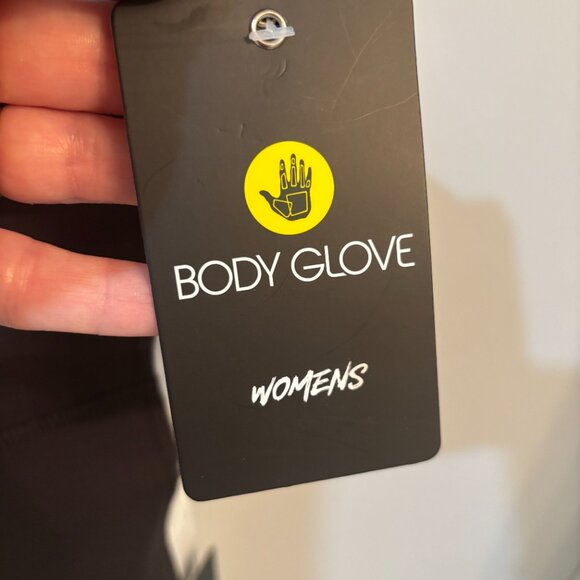 NWT Body Glove One-Piece Swimsuit/Shorts Women's Size Medium - Picture 2 of 6